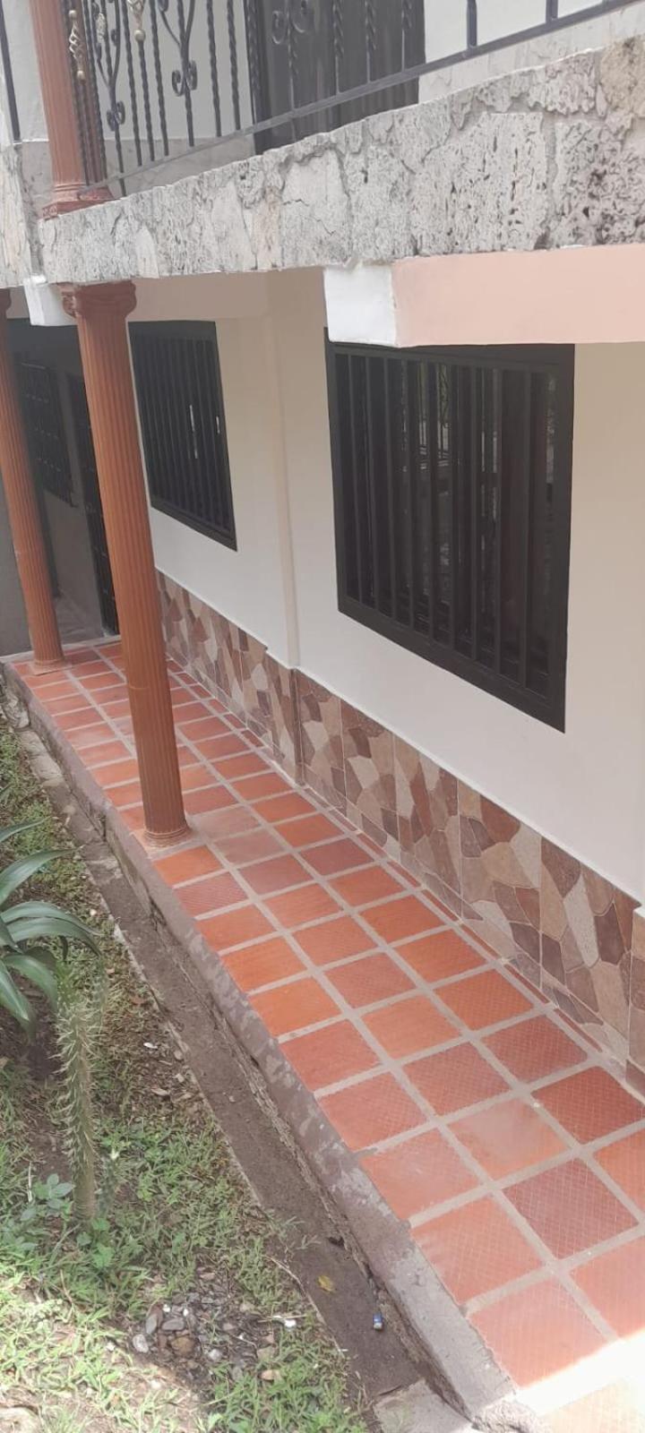 De 2 En Robledo A 20 Minutos Del Centro Medellín