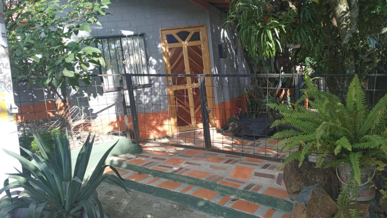 Apartamento De 2 En Robledo A 20 Minutos Del Centro